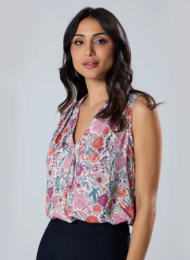 Zigzag Neck Pleated Printed Top